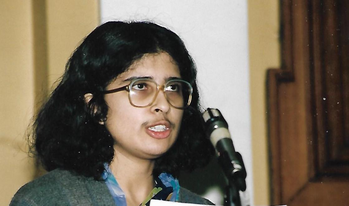 Savi at a talk