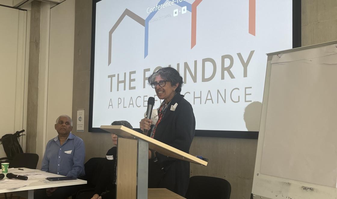 Savi speaking at AIRD in 2025